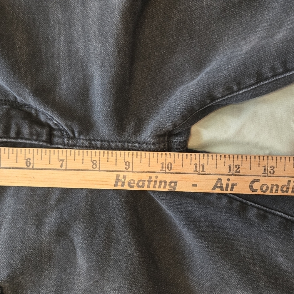 American Eagle Super High-Rise Heavily Distressed Black Skinny Jeans - Picture 6 of 7